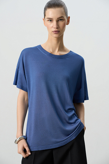 Цельновязаная футболка из 100% вискозы