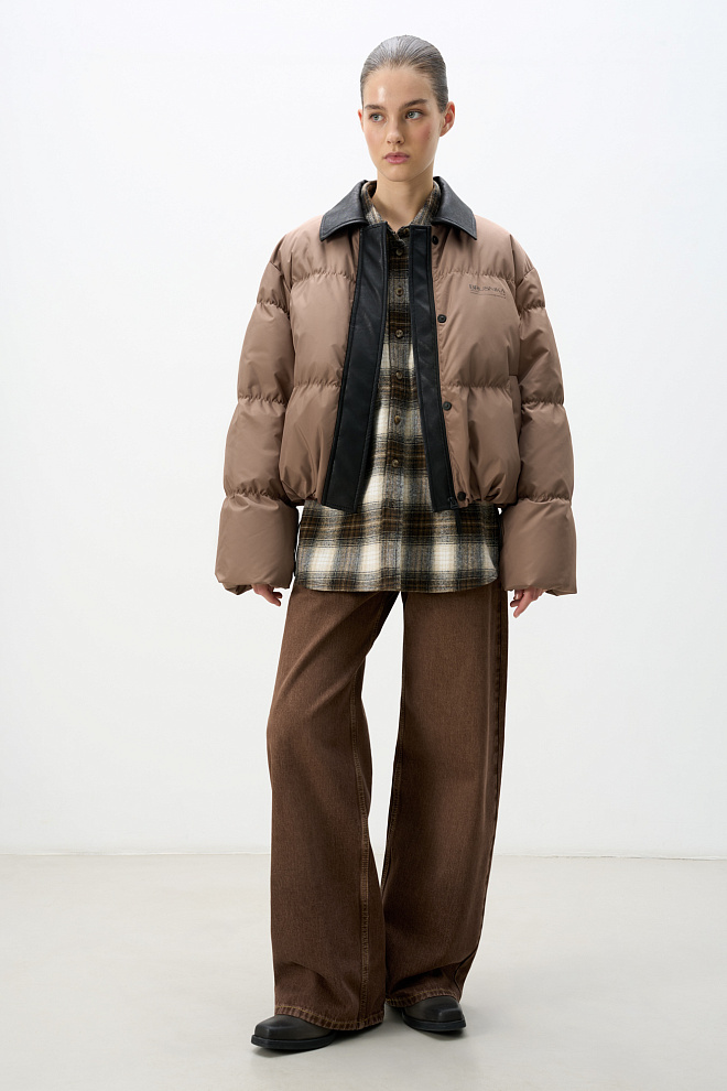 Пуховик с отложным воротником из экокожи