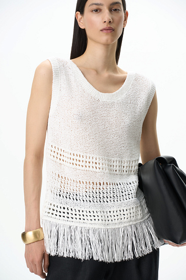 Трикотажный топ с бахромой 