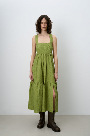 Сарафан из 100% хлопка с объемной вышивкой