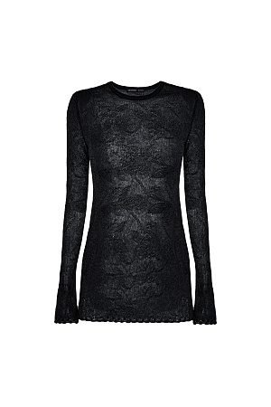 черный Ажурная водолазка из мягкой пряжи из беби альпака и супер кид мохера с вывязанным цветочным узором. Модель приталенного силуэта с длинными рукавами и круглым вырезом горловины. Манжеты рукавов и низ изделия декорированы ажурной каймой.