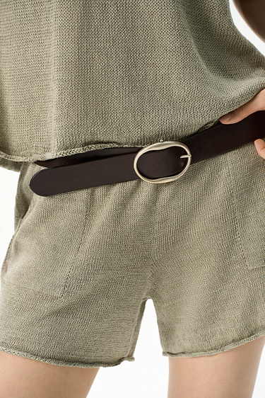 Короткие шорты из 100% льна