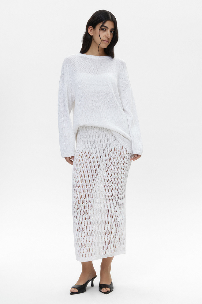 Трикотажный джемпер с голографическими пайетками