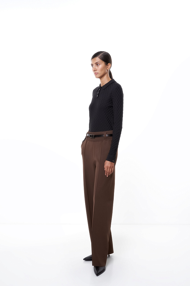 Лонгслив с воротником поло