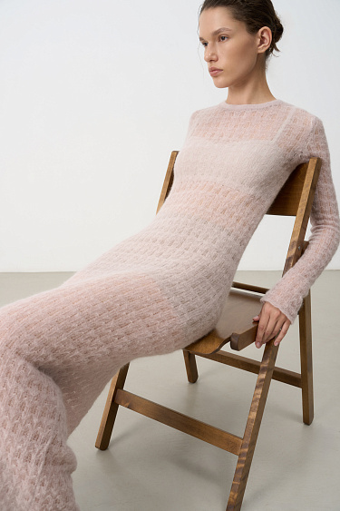 Ажурное платье из супер кид мохера и беби альпака