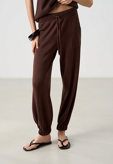 Трикотажные джоггеры из хлопка 