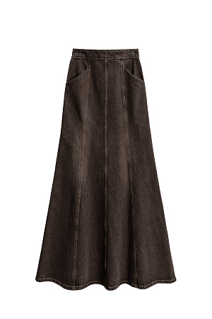 коричневый Джинсовая юбка из 100% хлопка длины миди. Модель А-силуэта с объемными вертикальными швами, двумя прорезными карманами спереди и двумя накладными карманми сзади. Застежка на молнию.