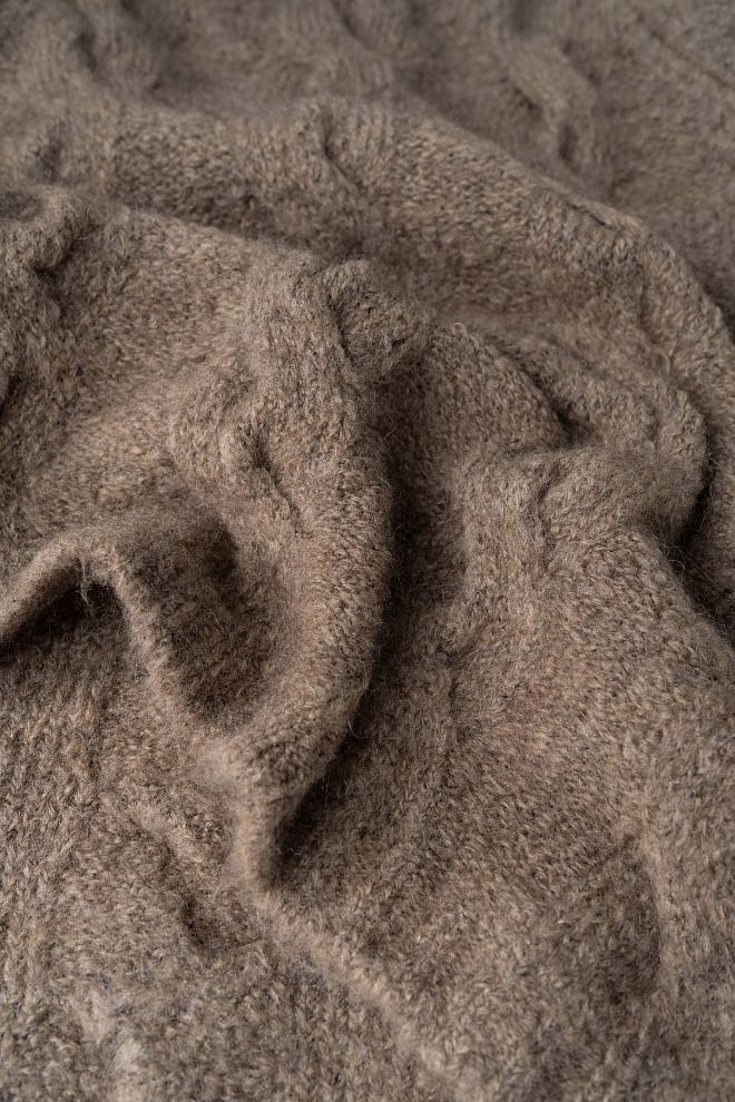 Трикотажная юбка с косами