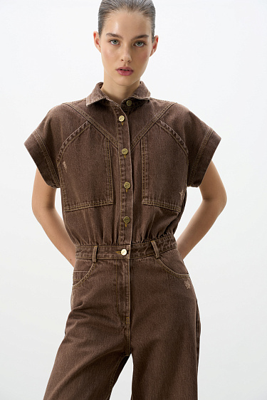 Джинсовый комбинезон с коротким рукавом