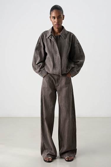 Льняные брюки со шнурком 