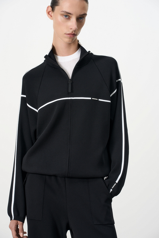 Спортивный бомбер на кулиске