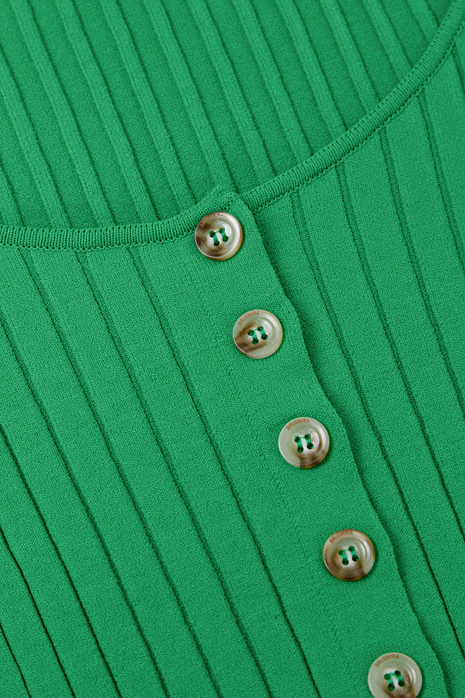 Топ с застежкой на пуговицы