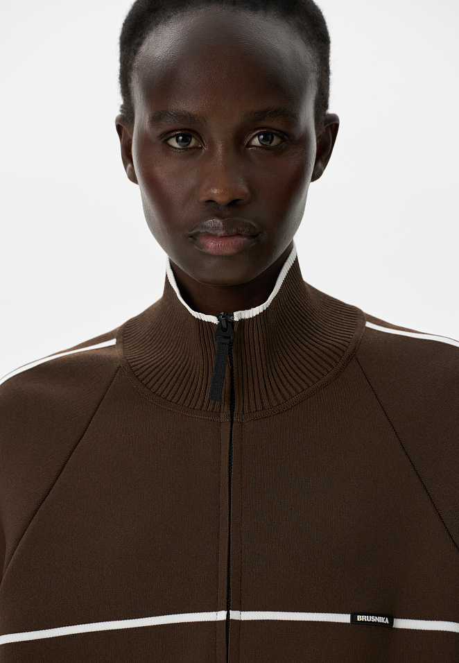 Спортивный бомбер на кулиске