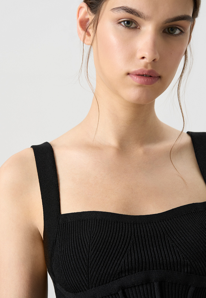 Трикотажный топ со шнуровкой