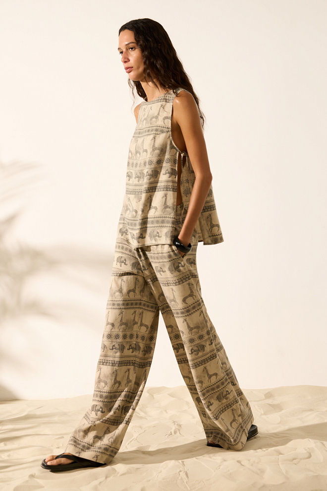 Брюки изо льна и тенсела с этническим принтом