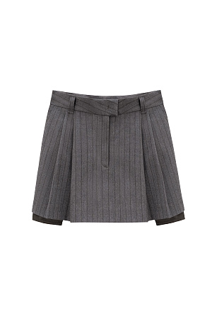 серый Юбка длины мини в полоску. Модель свободного силуэта с застежкой на молнию и крючок. На подкладке. Дополнить образ можно жакетом в таком же стиле.