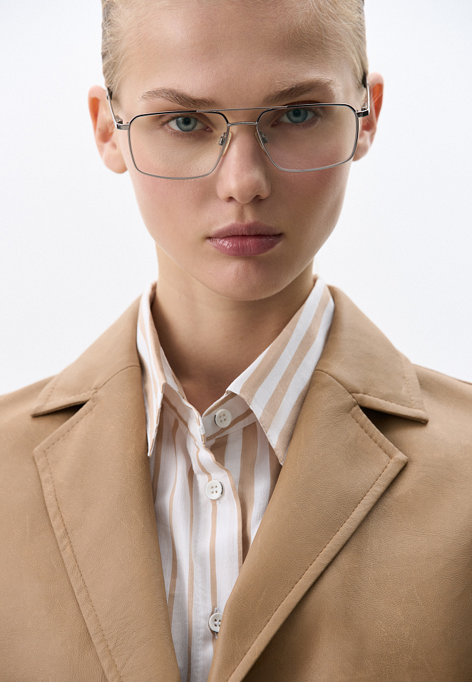 Однобортный жакет из экокожи