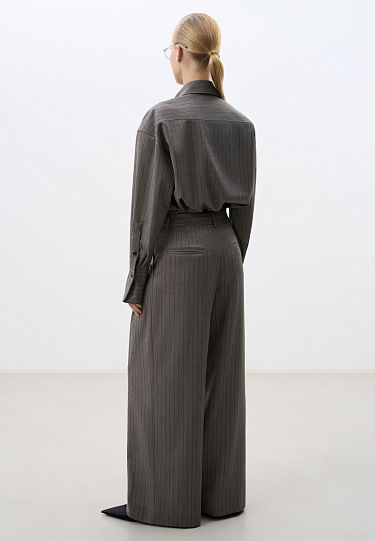 Офисные брюки в полоску