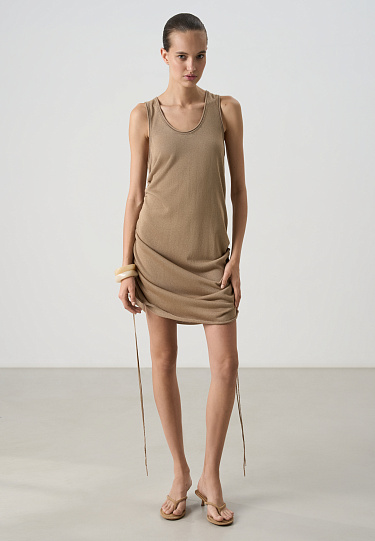 Платье мини с кулисками по бокам