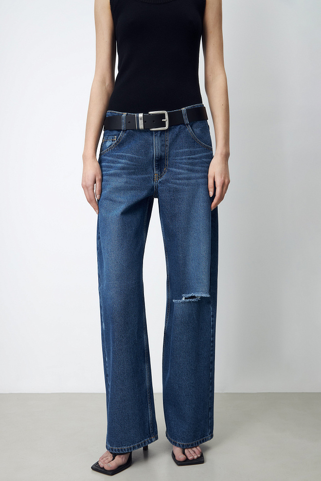 Прямые джинсы с принтом в виде сердечек