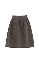 Трикотажная юбка длины мини из шерсти мериноса. Модель с боковой планкой на кнопках, небольшим вырезом сбоку, накладными карманами сзади и широким эластичным поясом на резинке. Дополнить образ можно жилетом, жакетом или бомбером.