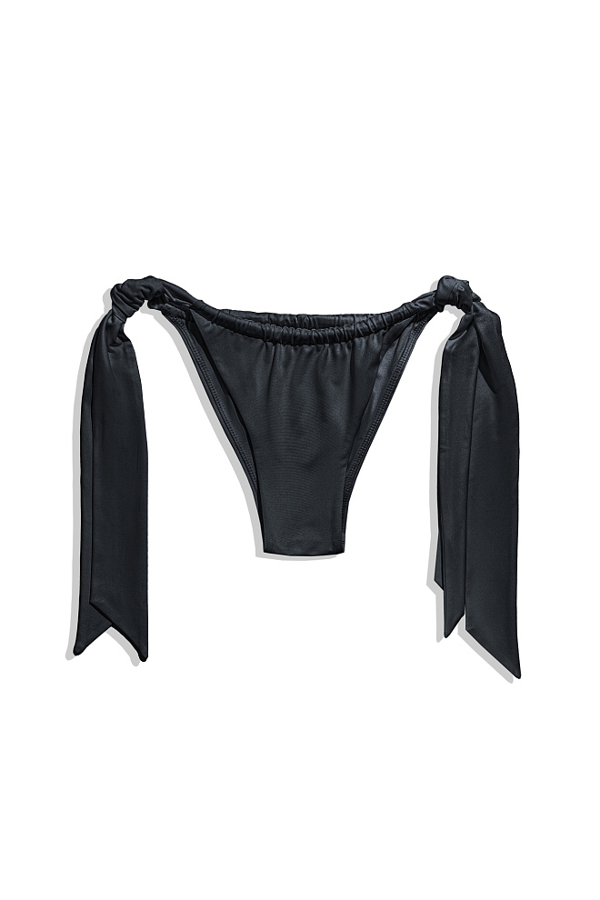 Плавки с широкими лентами 