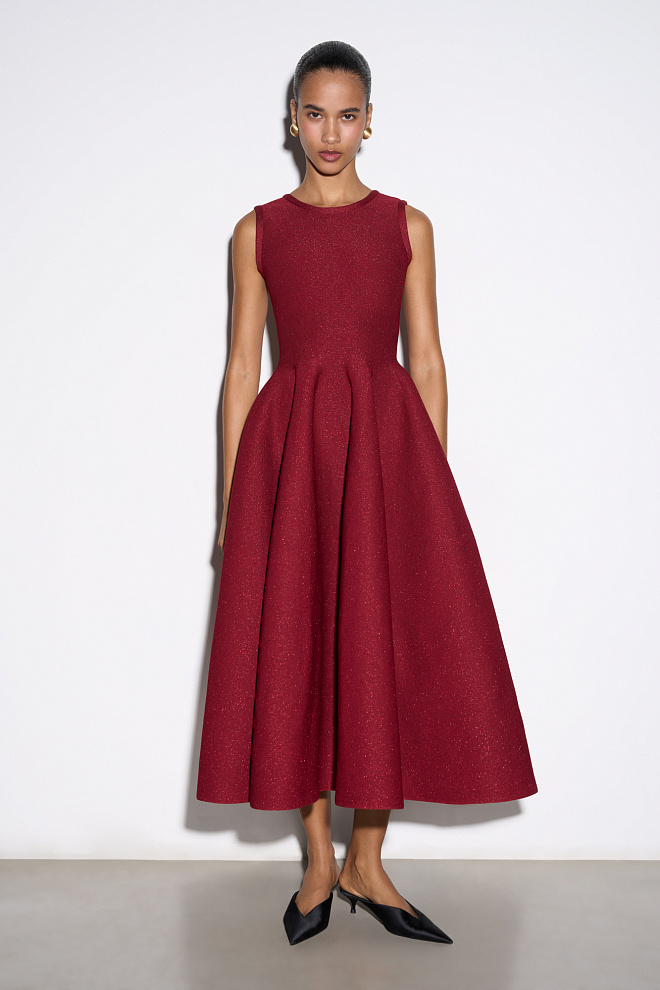 Трикотажное платье миди с люрексом