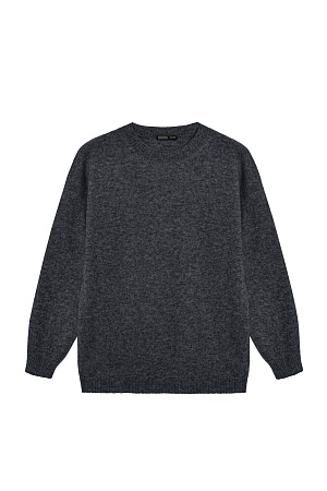 графит Трикотажный джемпер из 100% кашемира. Модель свободного силуэта со спущенной линией плеча и круглым вырезом горловины. Края изделия выполнены в рубчик.