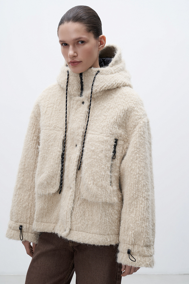 Куртка из экомеха на стеганой подкладке