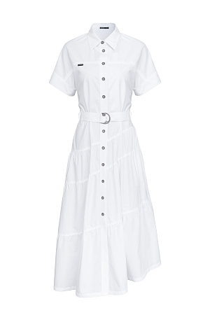 белый Платье-рубашка длины миди из мягкого хлопка. Модель приталенного силуэта, с патами на поясе для ремня, отложным воротником, короткими рукавами и асимметричной юбкой, имитирующей многоярусность. Застежка на пуговицы. Брендированный ярлык на груди.