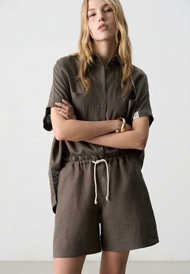 Льняные шорты на кулиске