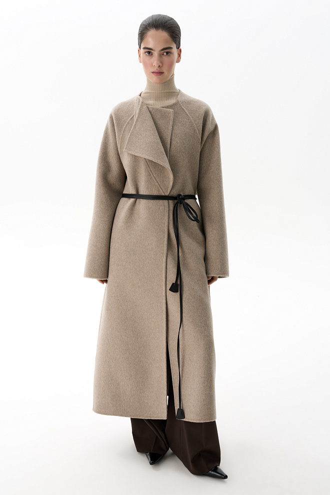 Шерстяное пальто с асимметричным лацканом