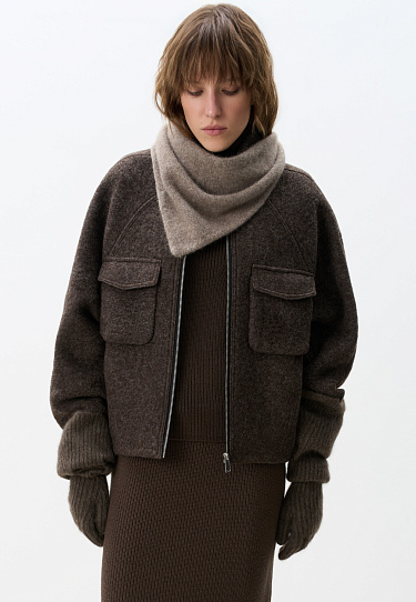 Шерстяная куртка на подкладке