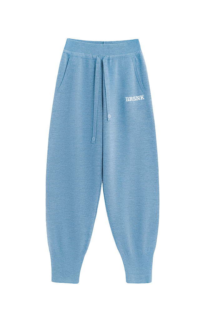 Спортивный костюм из шерсти 