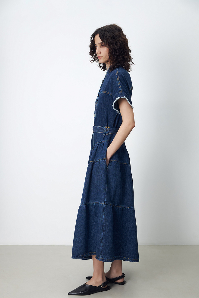 Джинсовое платье с асимметричным низом