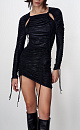 Платье длины мини из трикотажного полотна. Модель приталенного силуэта, с длинными рукавами и кулисками на рукавах и бедрах. Изделие декорировано драпировкой.