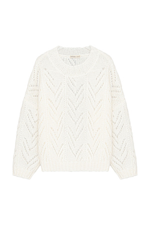 белый Трикотажный джемпер из мохера. Модель свободного силуэта со спущенным плечом, выполнена ажурным переплетением. Края изделия в рубчик.