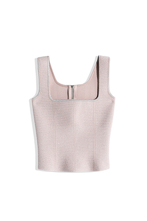 бежевый Короткий трикотажный корсет из вискозы с добавлением люрекса. Модель приталенного силуэта, с квадратным вырезом и широкими бретелями. Застежка на молнию сзади. 