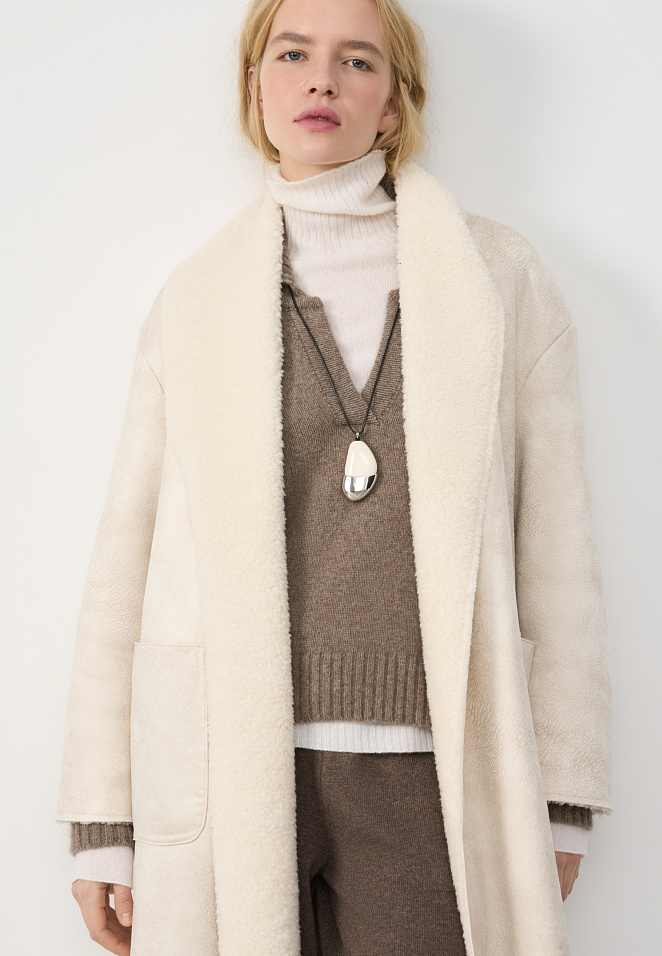 Двустороннее пальто-дубленка