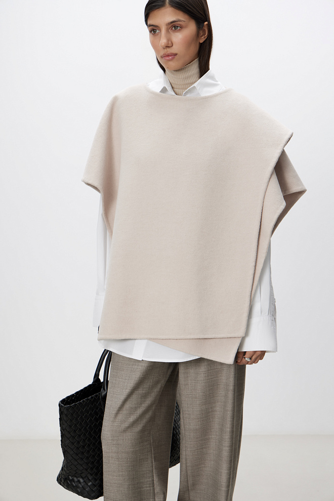 Пончо из шерсти