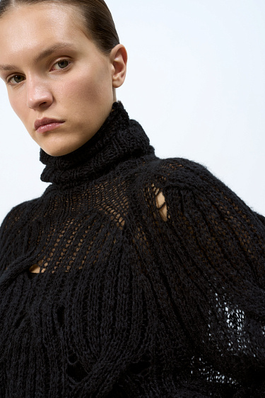 Объемный джемпер из мохера