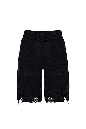 черный Трикотажные шорты из 100% хлопка с рваной текстурой и эластичным поясом на кулиске. Дополнить образ можно джемпером в таком же стиле.