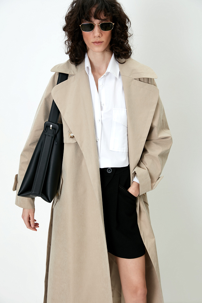 Свободный плащ с поясом на запах