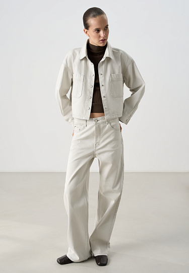 Джинсы с узким поясом