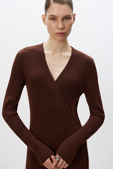 Трикотажное платье из шерсти и кашемира