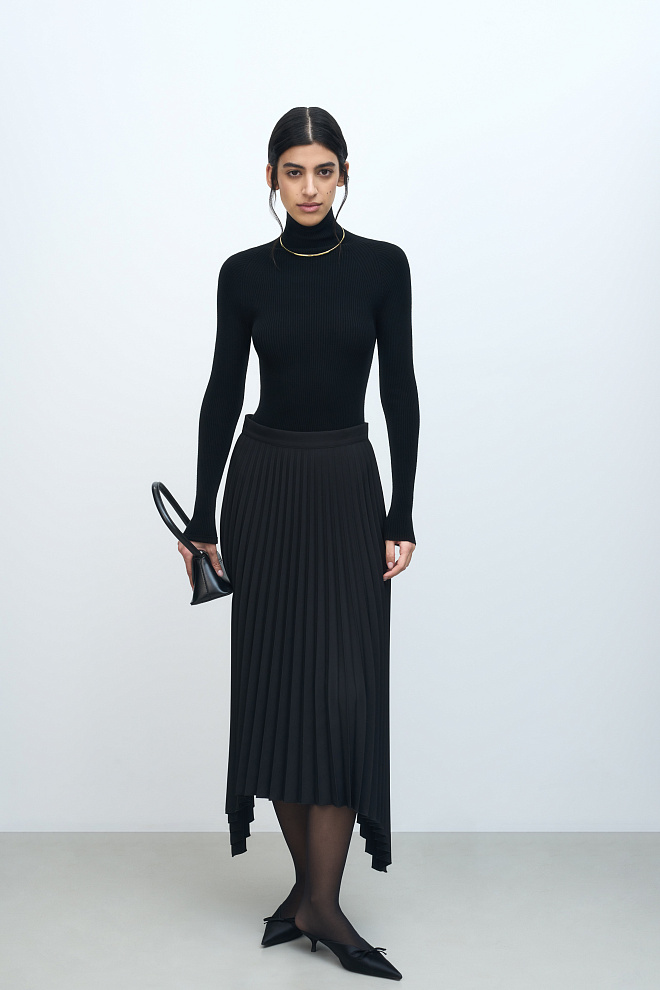 Асимметричная юбка плиссе