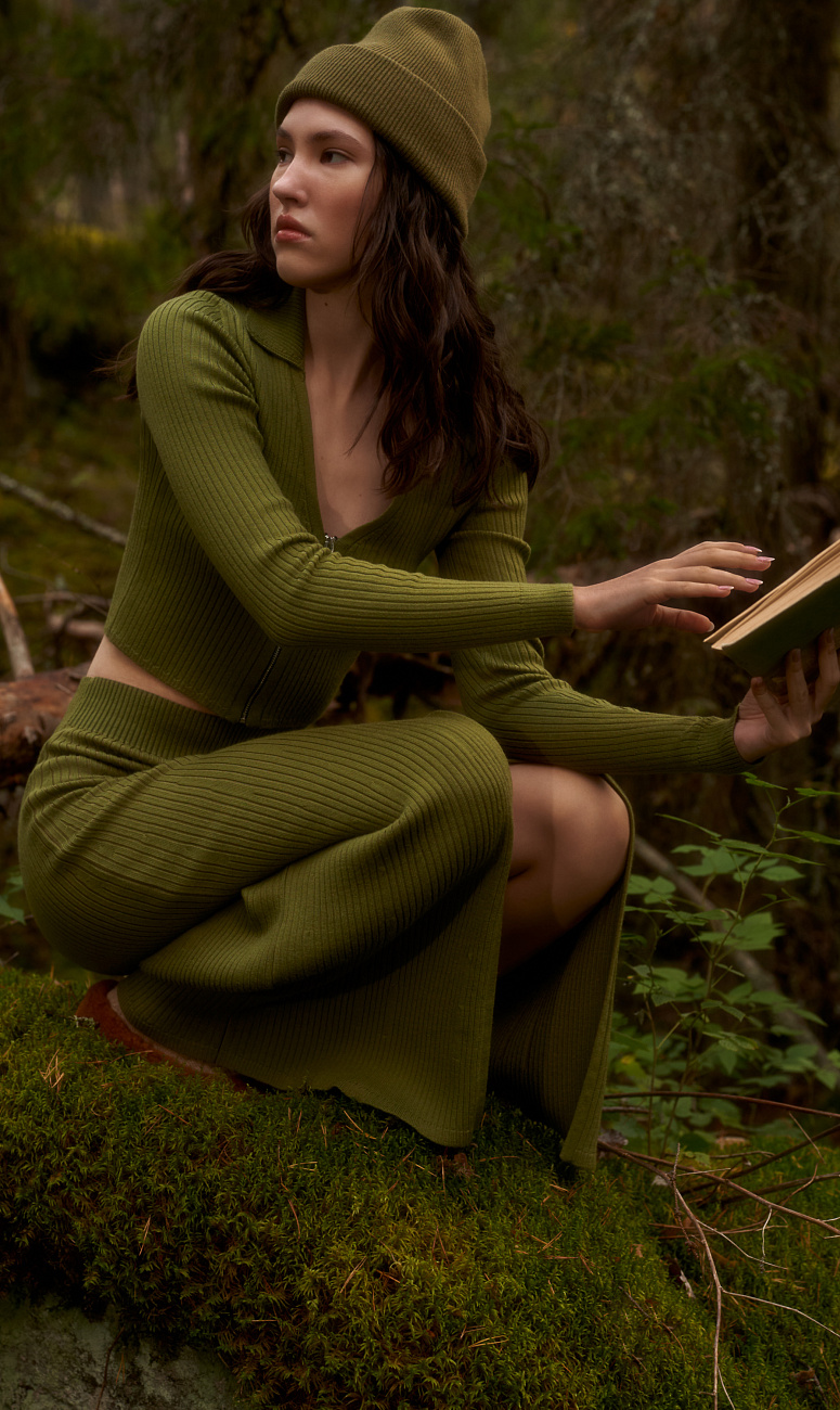 BRUSNIKA. Образ 4 из коллекции lost in the forest