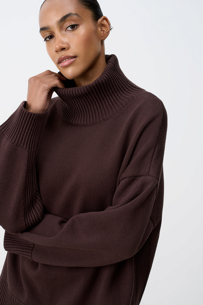 Джемпер из 100% хлопка с высоким воротом