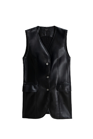 черный Классический жилет из мягкой экокожи. Модель прямого кроя, с V-образным вырезом и имитацией карманов с клапанами. Изделие на подкладке. Застежка на пуговицы.