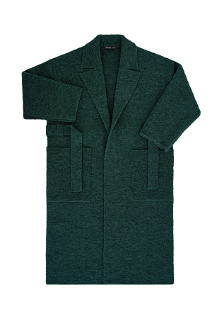 изумрудный Трикотажное пальто на запах из смесовой шерсти с поясом в тон. Модель свободного силуэта со спущенной линией плеча и накладными карманами. Отложной воротник с прямоугольными лацканами. Изделие без подкладки. Дополнить образ можно шарфом и шапкой в тон.